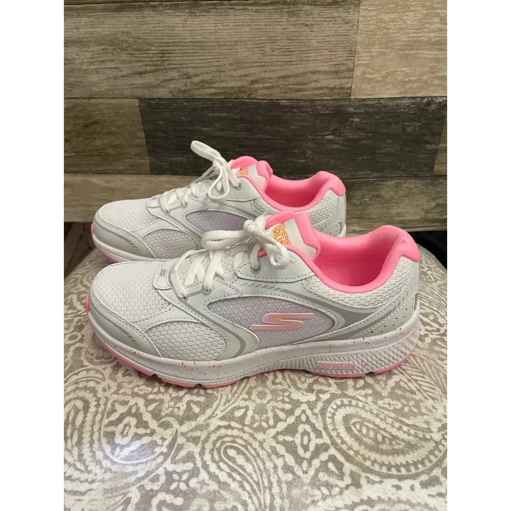 Skechers GO RUN Leather Running Shoes White Pink Accents Women's Size US 6 - Picture 2 of 7